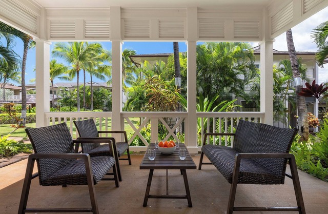 Coconut Plantation 1110-3: Stylish 2BR w/Lanai & Modern Kitchen in Ko Olina