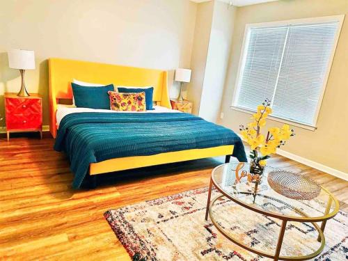 COLA Lakeview Oasis - King Suite