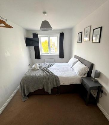 Colchester Retreat 4br 2bath Ample Street Parking