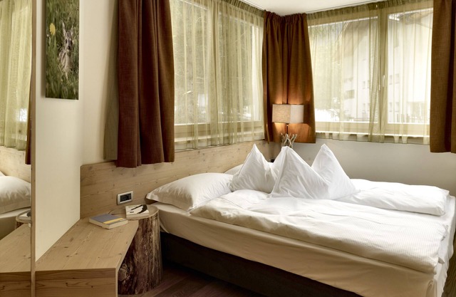 Color Home Suite Apartments