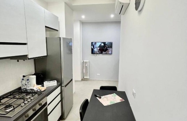 COLOSSEUM LUXURY ROME APARTMENT- NEAR METRO A