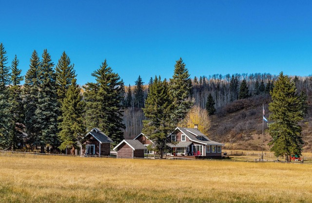 Come Enjoy The Rockin Rose Ranch