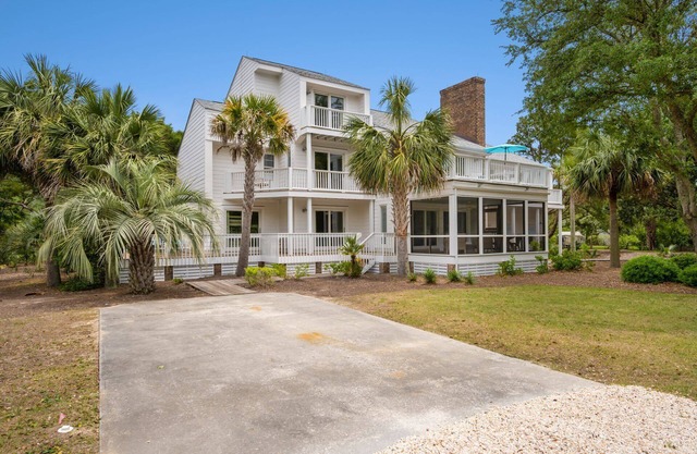 Come relax at Hellenic Haven just steps to the Beach!