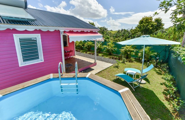 Comfort Bungalow, Individual pool and private garden