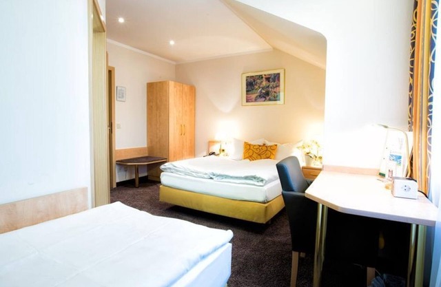 Comfort room for 3 persons - Size: M(edium) - Hotel & Living Am Wartturm