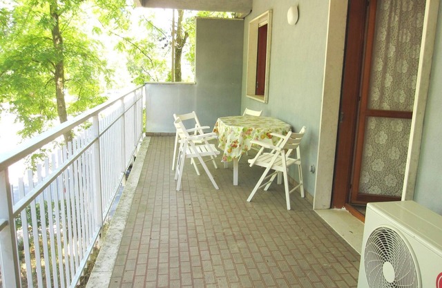 Comfort with terrace at Grado Pineta - Beahost