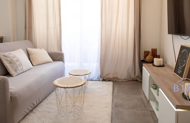 Comfortable apartment Nice Liberation