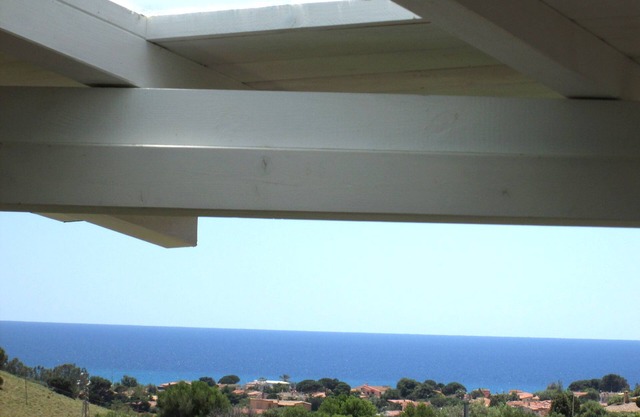 Comfortable apartment with terrace overlooking the sea, near Villasimius