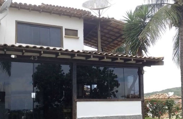 Comfortable house in secure condominium in Geriba