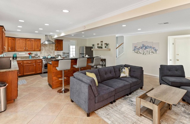 Comfortable sleep with TEMPUR-PEDIC mattress !!!