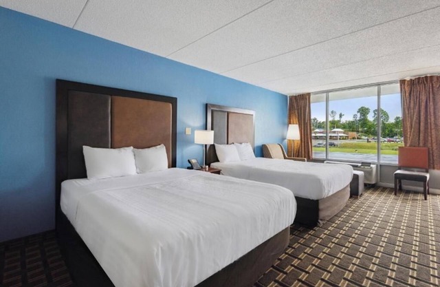 Comfortable Stay by Jordan Knob With Free Parking, Pet Friendly