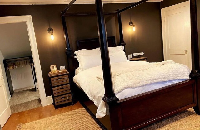 Comfortare Cottage - 6 Blocks to Mayo Clinic!