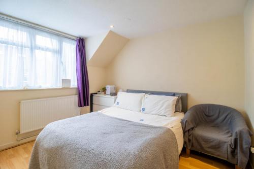 Comfy private room in Battersea close to Clapham Junction