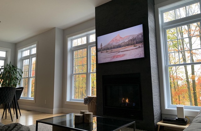 Condo ski in ski out and bike in/out. Direct access to C1