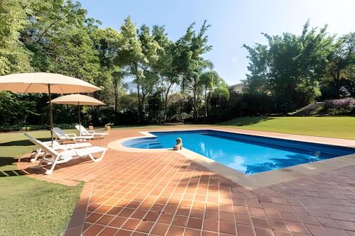 Condomínio Vila Real - Villa de Luxo com Piscina