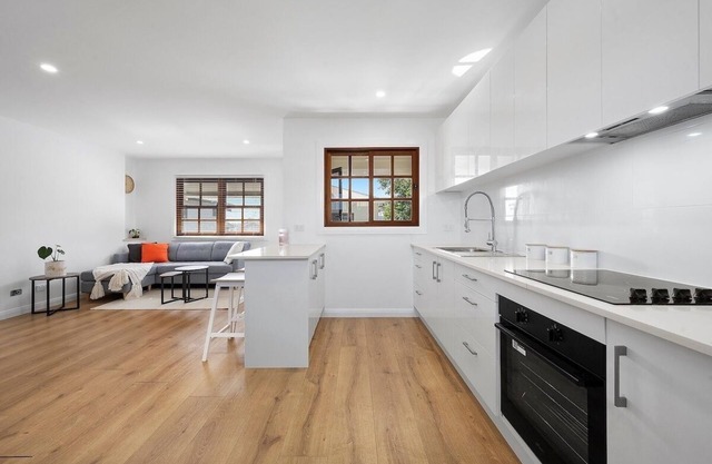 Contemporary Merewether Guesthouse