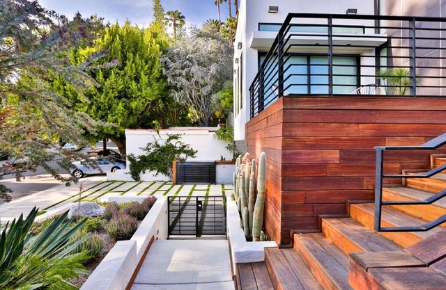 Contemporary villa in the Hollywood Hills