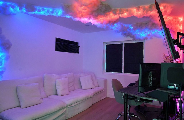 Content Creators ALL DAY>YouTube+Music+Photos+Film