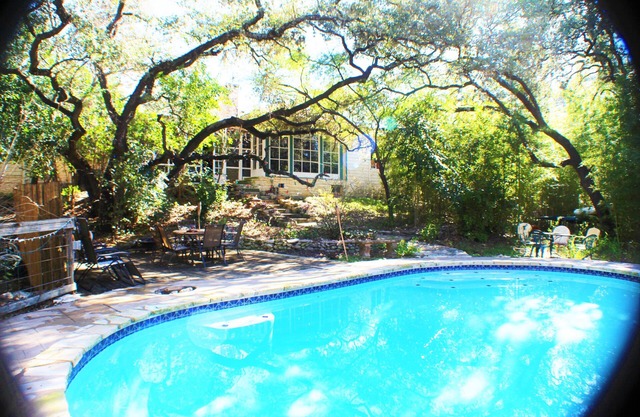 Cool Blue Private Pool! Rare Secluded 1940s Estate
