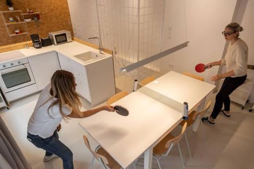 COOLEST Apartment in Berlin, easy Check-in, close to center, Youngster Maisonette #7