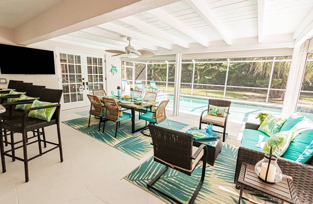 Coquina Sands - Newly renovated - outdoor entertaining oasis w/TV & heated pool - 2 Blocks to Beach!