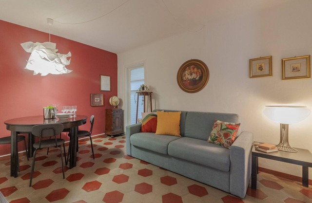 Corte al Castello by Varenna Holidays