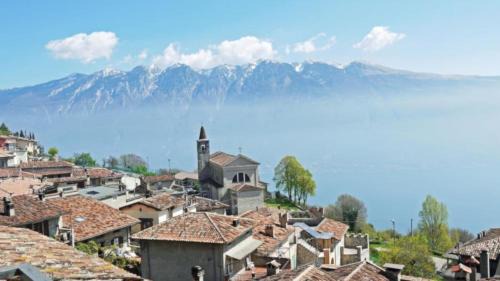 CORTE FABRIZIO – SCHÖNE FERIENWOHNUNG IM HISTORISCHEN ORTSKERN VON TIGNALE