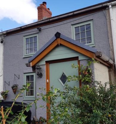 Cosy 4 bed cottage with log burner, close to Gower beaches