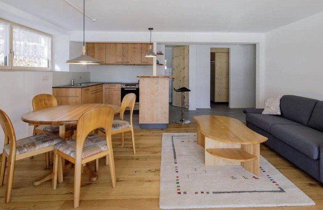 Cosy apartment for 2 guests with TV