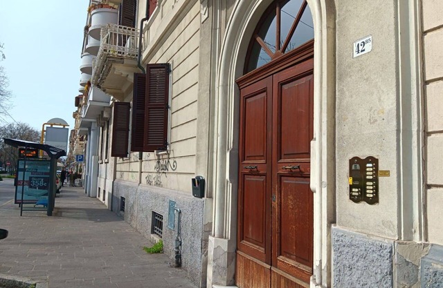 Cosy apartment for 4 guests with WIFI, A/C, TV and pets allowed