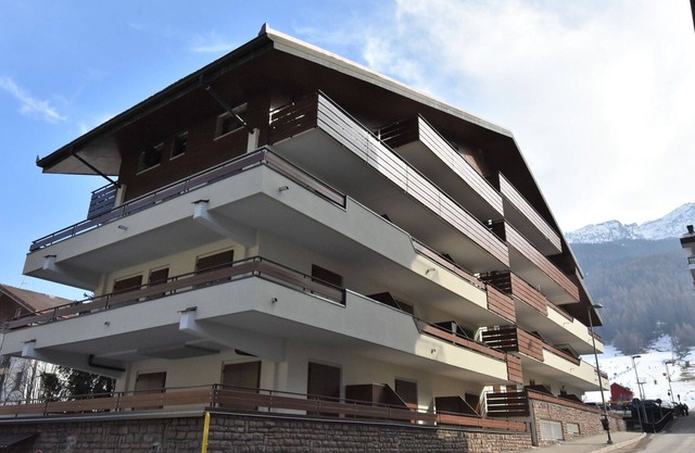 Cosy apartment for 5 people with WIFI, TV and terrace