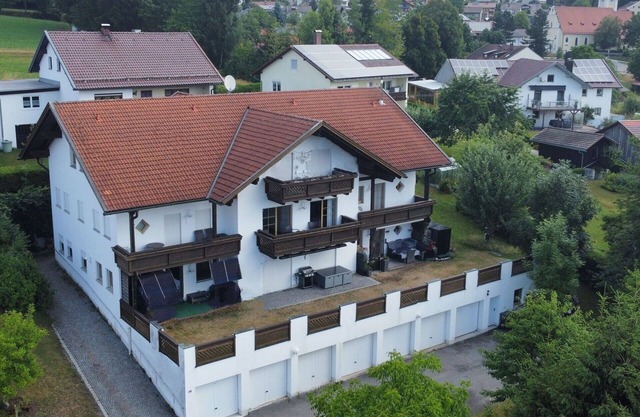 Cosy apartment for 5 people with WIFI, TV, balcony and parking