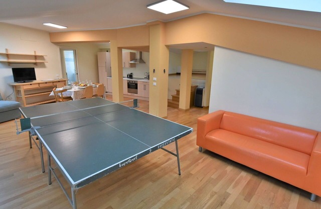 Cosy apartment for 6 people with WIFI, A/C and TV