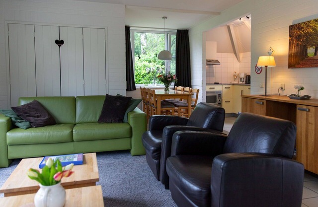 Cosy apartment in villa for 4 people with WIFI, pool, TV and terrace