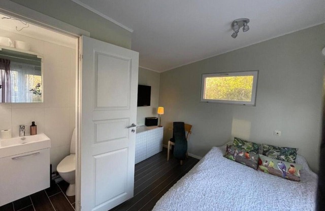 Cosy cottage for you and your pet