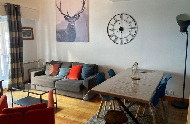 Cosy duplex 2 bedrooms with balcony, parking and WiFi