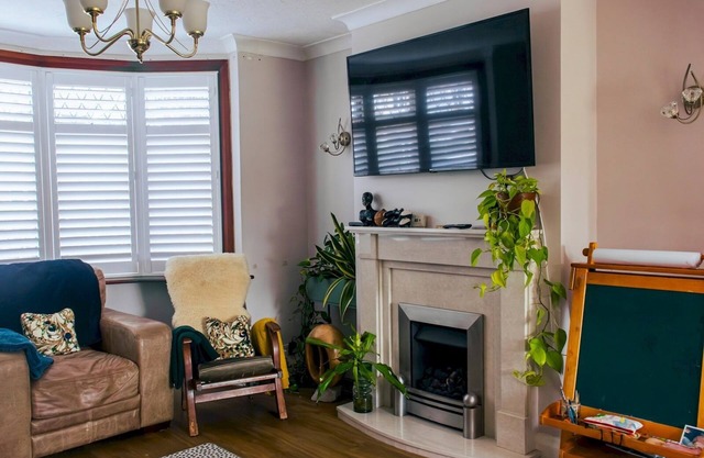 Cosy Home w/Stylish Interior – PassTheKeys