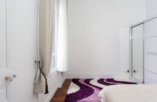 Cosy Marx Dormoy apartment at the foot of the metro