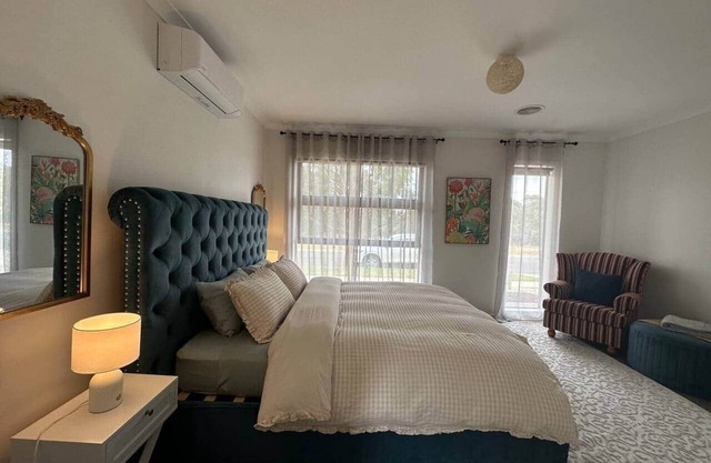 Cosy meets comfortable on Riverside