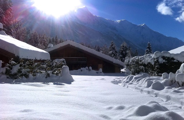 Cosy Mountain Chalet with Mont-Blanc view, in proximity to ski stations
