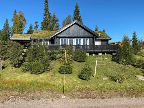 Cosy ski-in ski-out mountain cabin with sauna