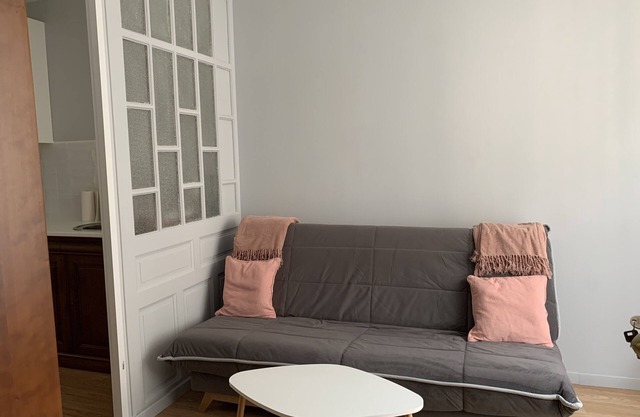Cosy studio near the spa with shared courtyard access