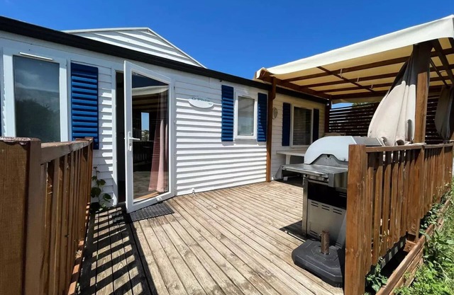COTTAGE 3 ROOMS - mit Klimaanlage 6 persons