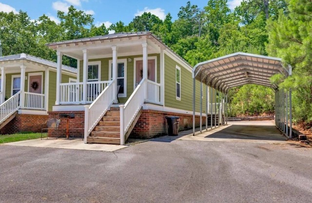 * Cottage #4 Fisherman's Landing *