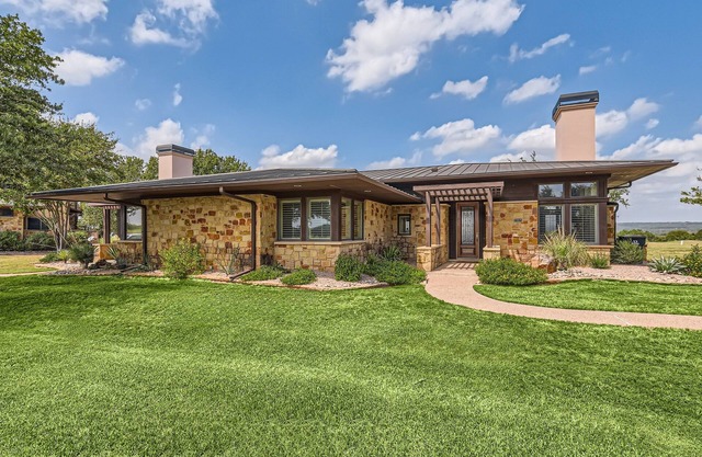 Cottage in Lakecliff on Lake Travis - Golf, Lake & Hill Country Getaway