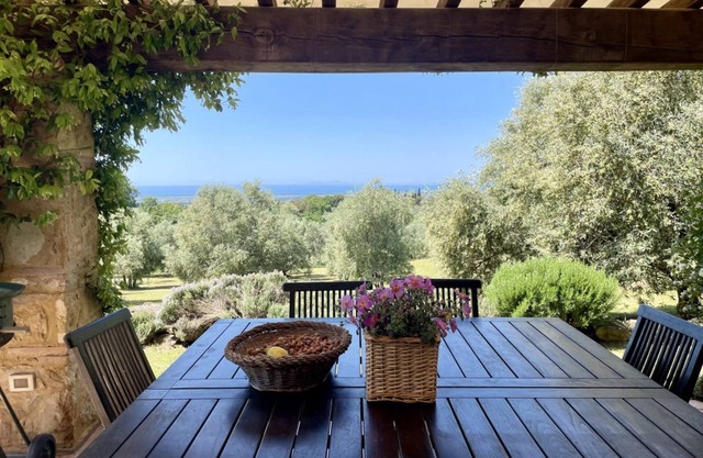 Cottage Lavanda with sea view, by ToscanaTour
