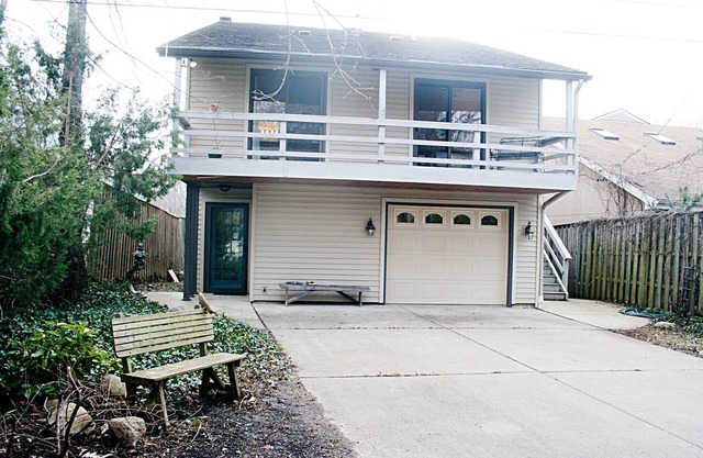 Cottage on Lake Erie