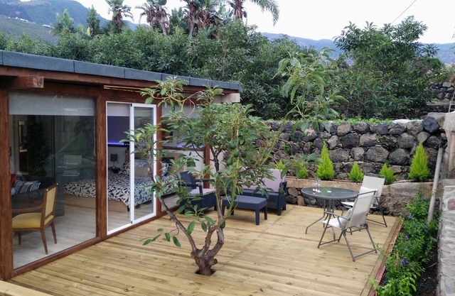 Cottage Strelitzia. An Oasis of Peace and Beauty