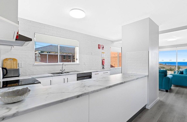 Countess Court Unit - Great Ocean Views