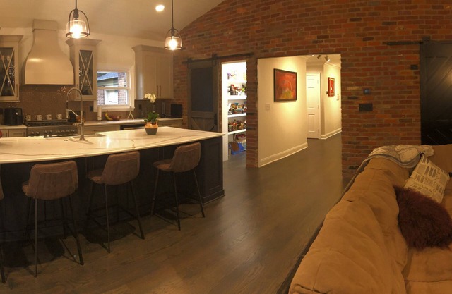 Country Club Designer Home with Gym— Perfect for Derby & ISCO